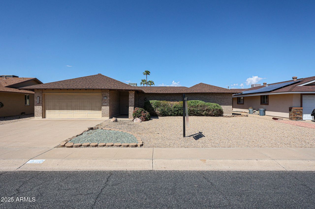 10710 W El Capitan Circle N, Sun City, AZ 85351 Main Photo