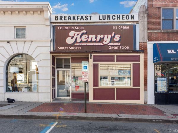 8-10 Glen Street, Unit 8, Glen Cove, NY 11542