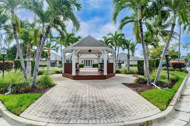 140 Cypress Club Drive, Unit 414, Pompano Beach, FL 33060 Photo