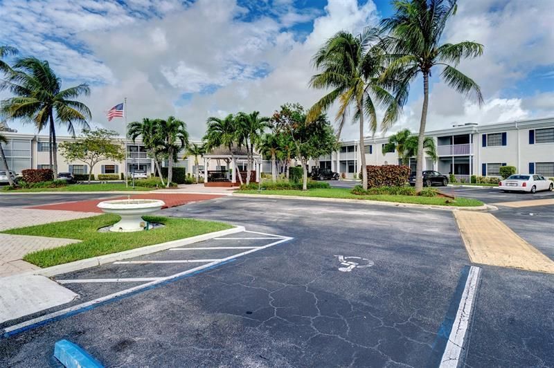 140 Cypress Club Drive, Unit 414, Pompano Beach, FL 33060 Photo