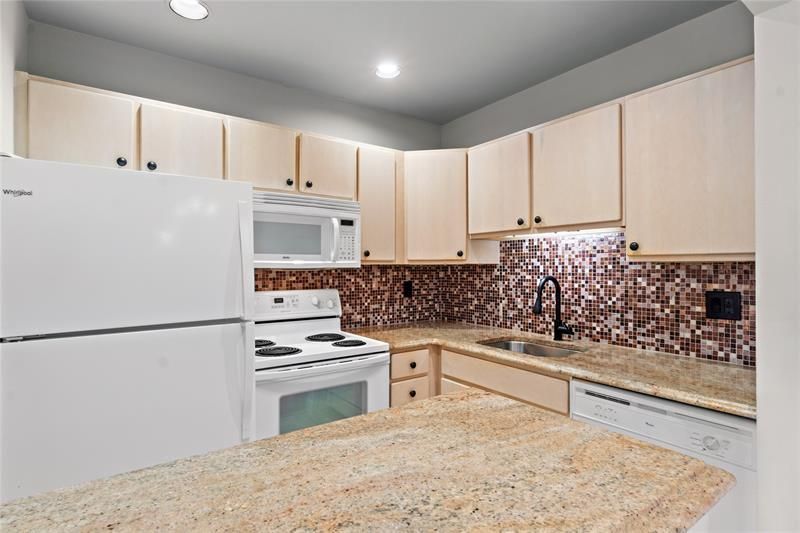 140 Cypress Club Drive, Unit 414, Pompano Beach, FL 33060 Photo