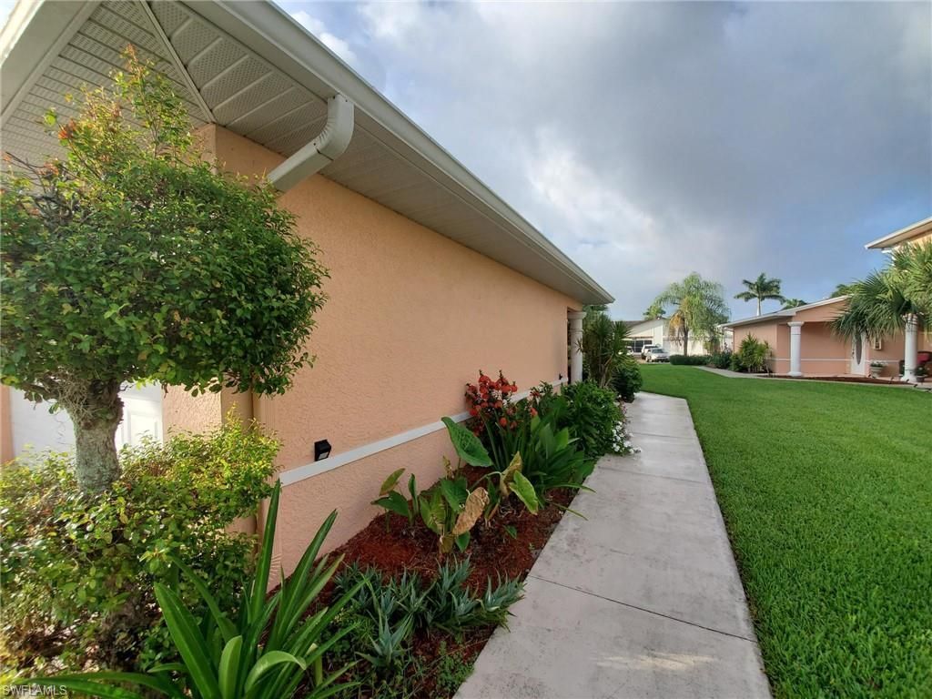 20004 Lake Vista Cir N, Unit 9C, Lehigh Acres, FL 33936 Photo