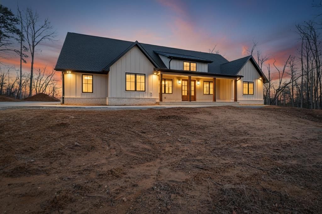 1015 Eastridge Pass Monterey, TN 38574