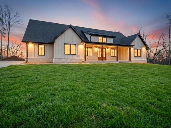 1015 Eastridge Pass, Monterey, TN 38574