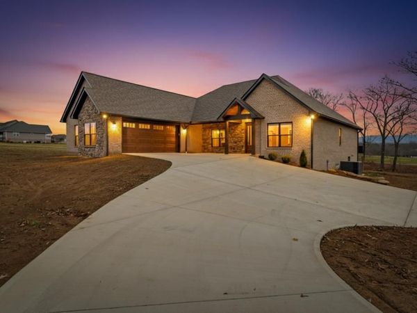 5843 Dunbar Road, Crossville, TN 38572