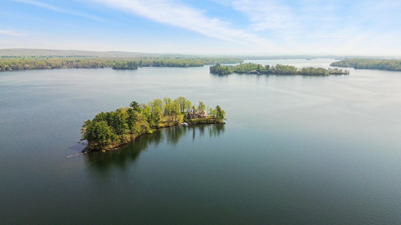 1 Knapp Island, Birchwood, WI 54817