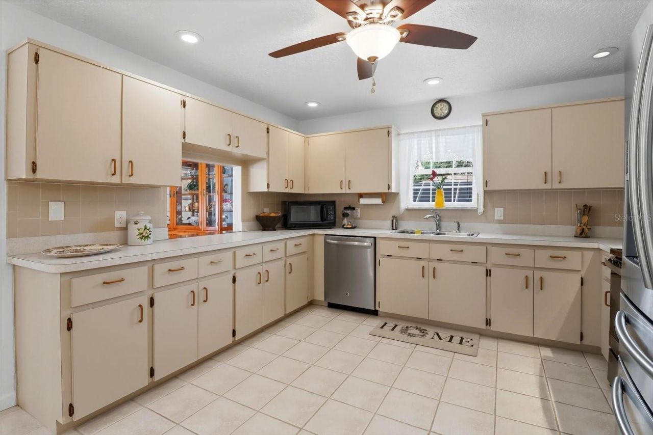 1931 NW 18th Street, Crystal River, FL 34428 Photo