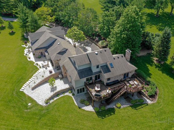 200 Sioux Court, GALENA, IL 61036