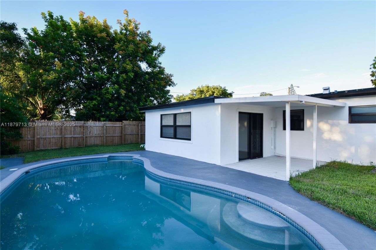 413 SW 22nd Ter, Fort Lauderdale, FL 33312 Photo