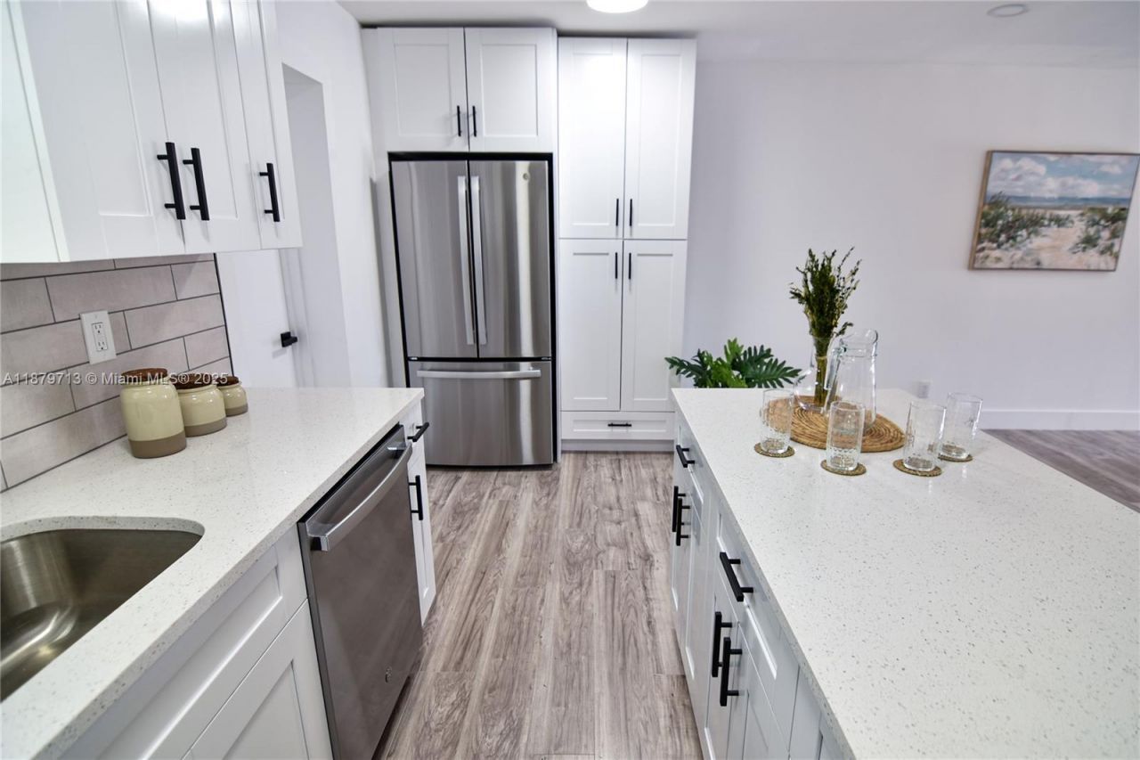 413 SW 22nd Ter, Fort Lauderdale, FL 33312 Photo