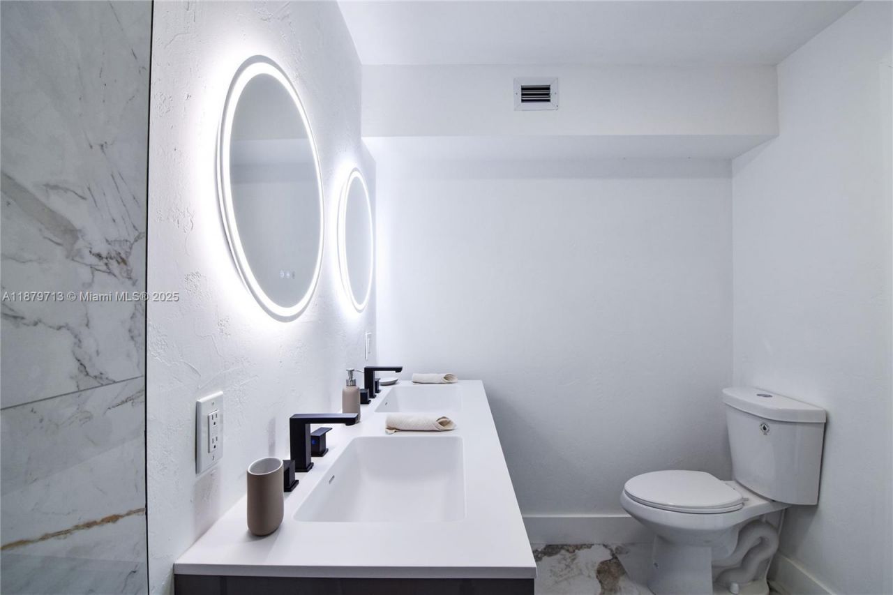 413 SW 22nd Ter, Fort Lauderdale, FL 33312 Photo