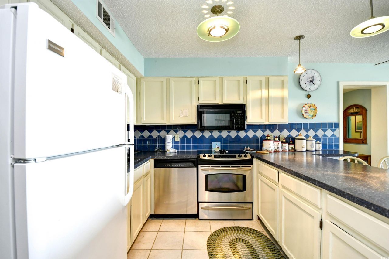 1311 S Ocean Blvd. Photo 10