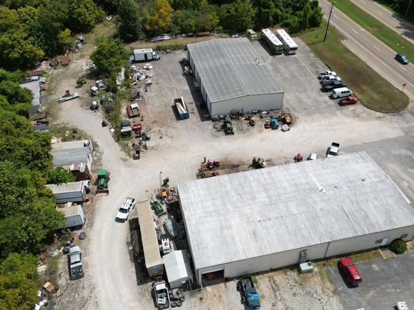 875/879 Airways Blvd , Jackson, TN 38301