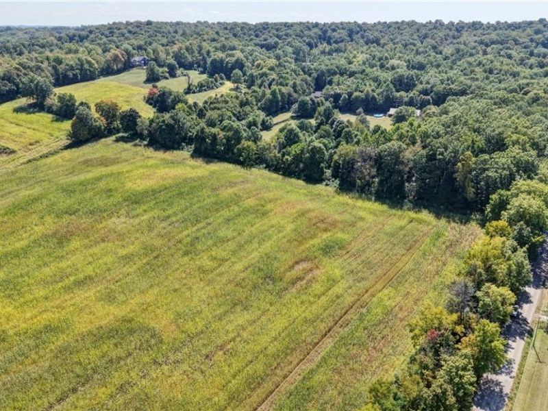 Day Avenue, Navarre, OH 44662 Photo 10