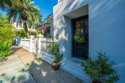 90 Bull Street photo 4