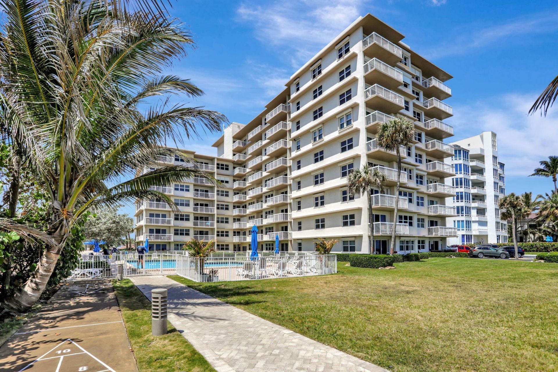 1069 Hillsboro Mile,, Unit 705, Hillsboro Beach, FL 33062 Photo
