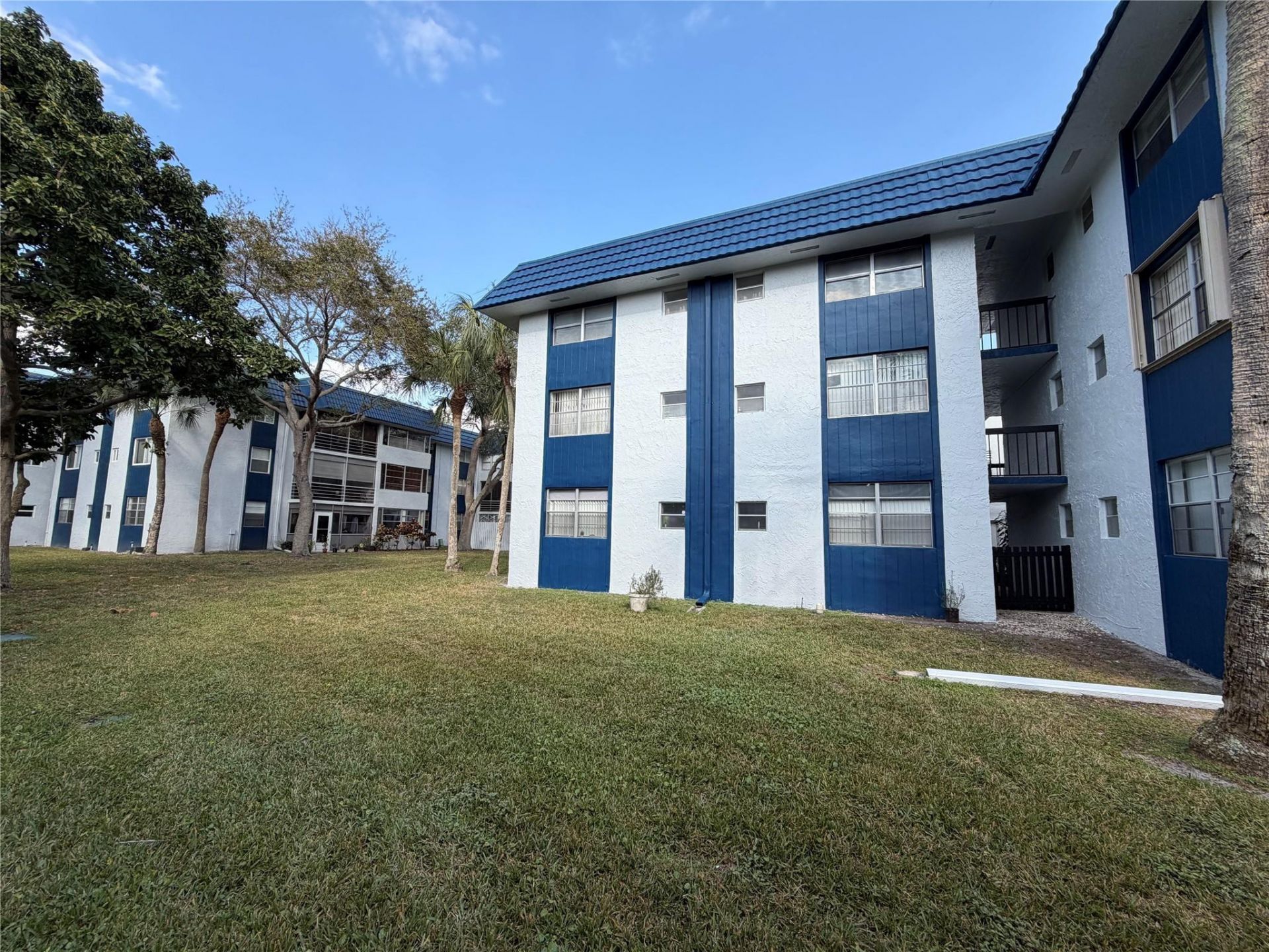 3050 Holiday Springs Boulevard, Unit 105, Margate, FL 33063 Photo