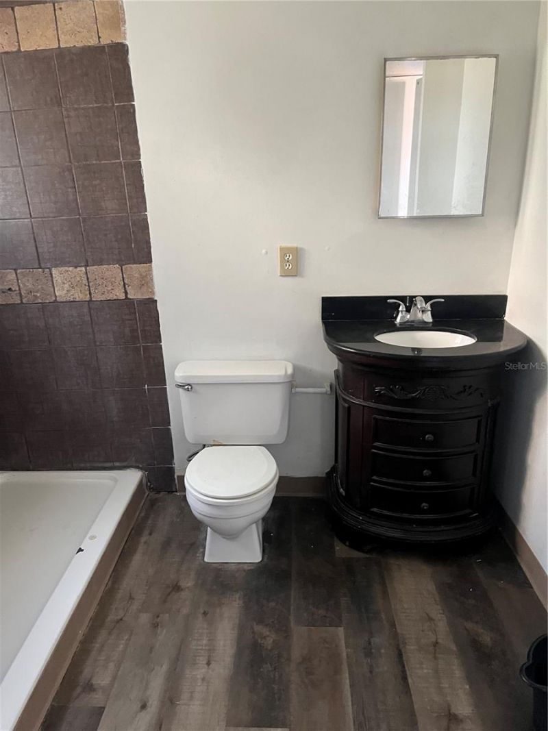 420 Newton Avenue S, Saint Petersburg, FL 33701 Photo