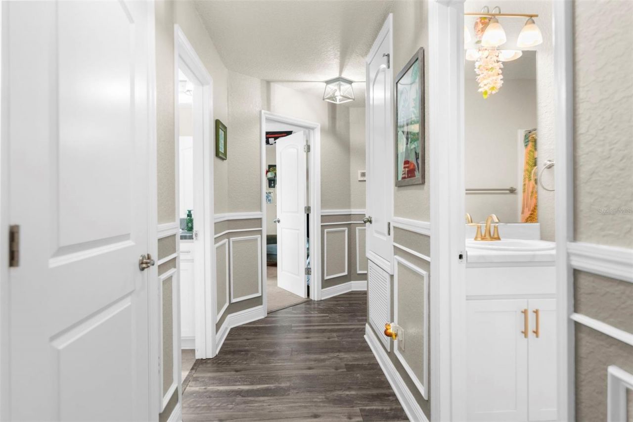 18209 Merwyn Cir, Weeki Wachee, FL 34614 Photo