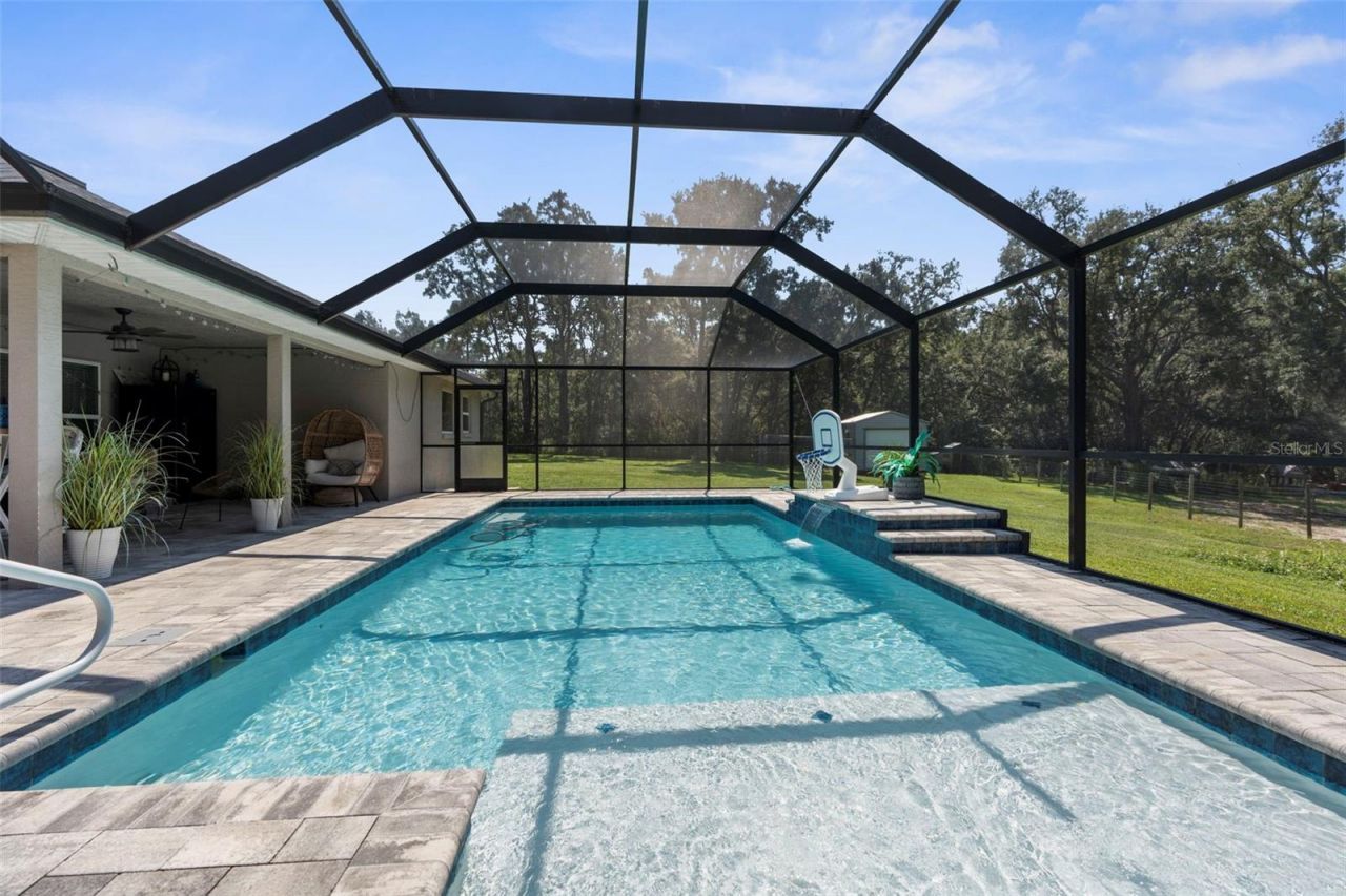 18209 Merwyn Cir, Weeki Wachee, FL 34614 Photo