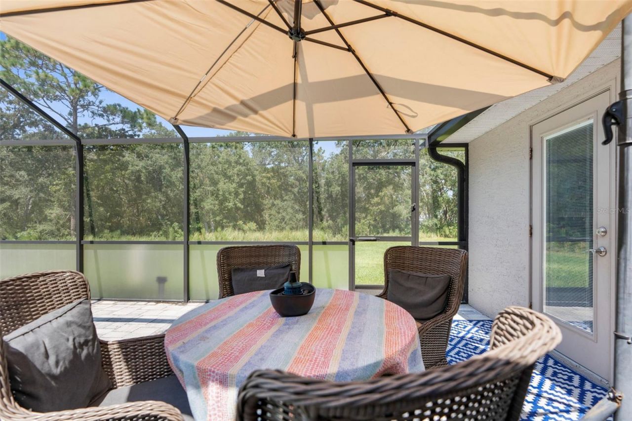 18209 Merwyn Cir, Weeki Wachee, FL 34614 Photo