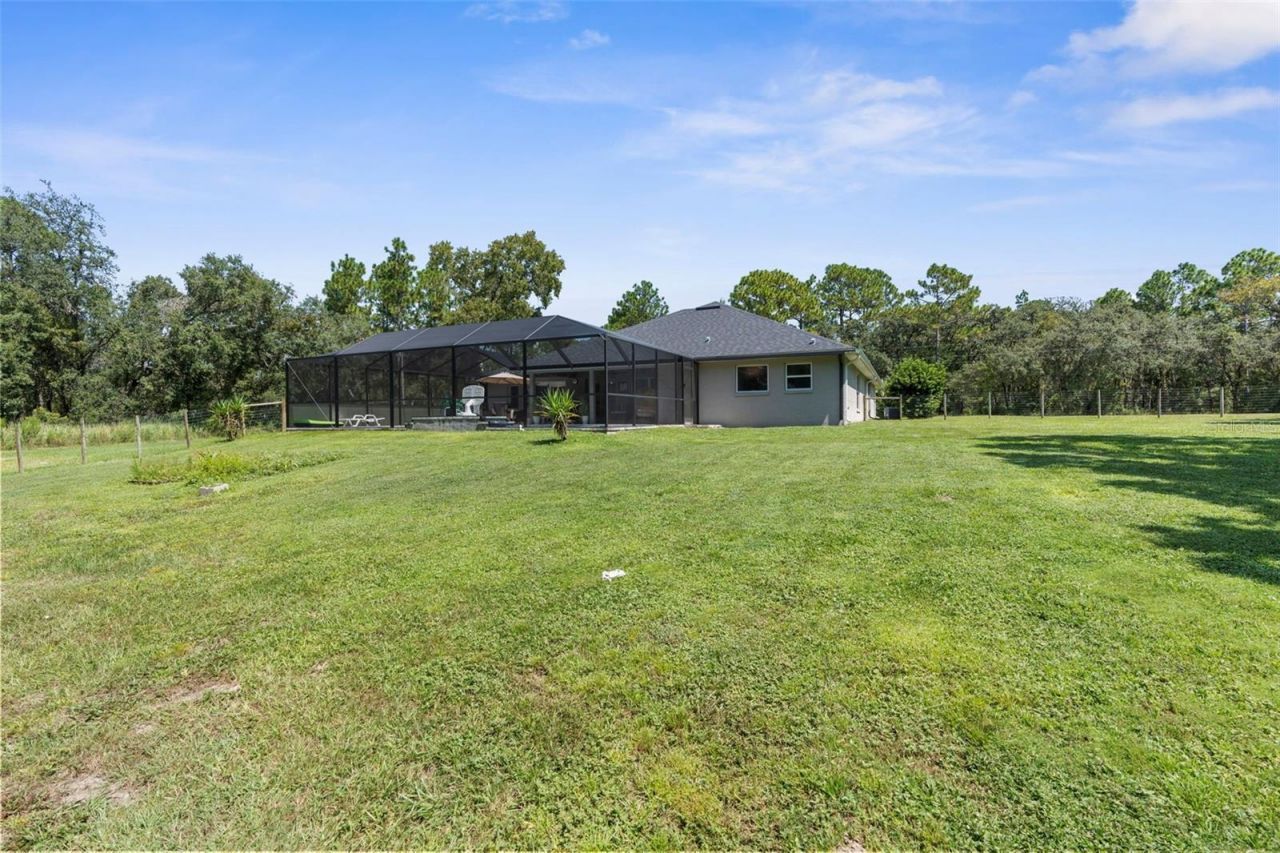 18209 Merwyn Cir, Weeki Wachee, FL 34614 Photo