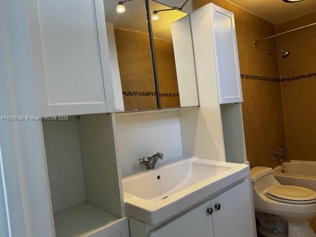 9100 W Bay Harbor Dr, Unit 7A, Bay Harbor Islands, FL 33154 Photo