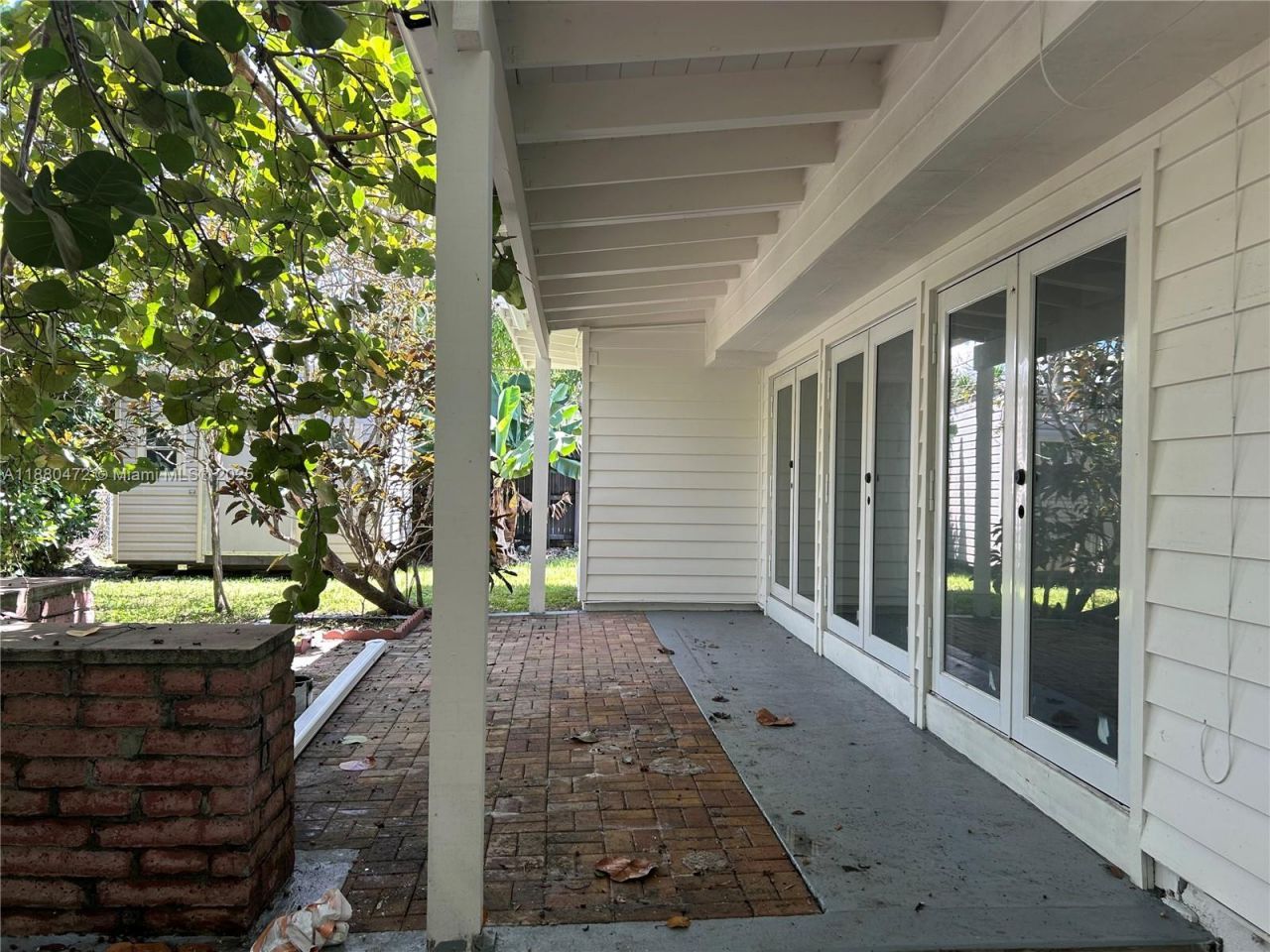 6395 SW 42nd Ter, South Miami, FL 33155 Photo