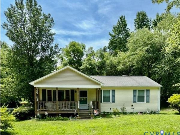 24501 River Road, North Dinwiddie, VA 23803