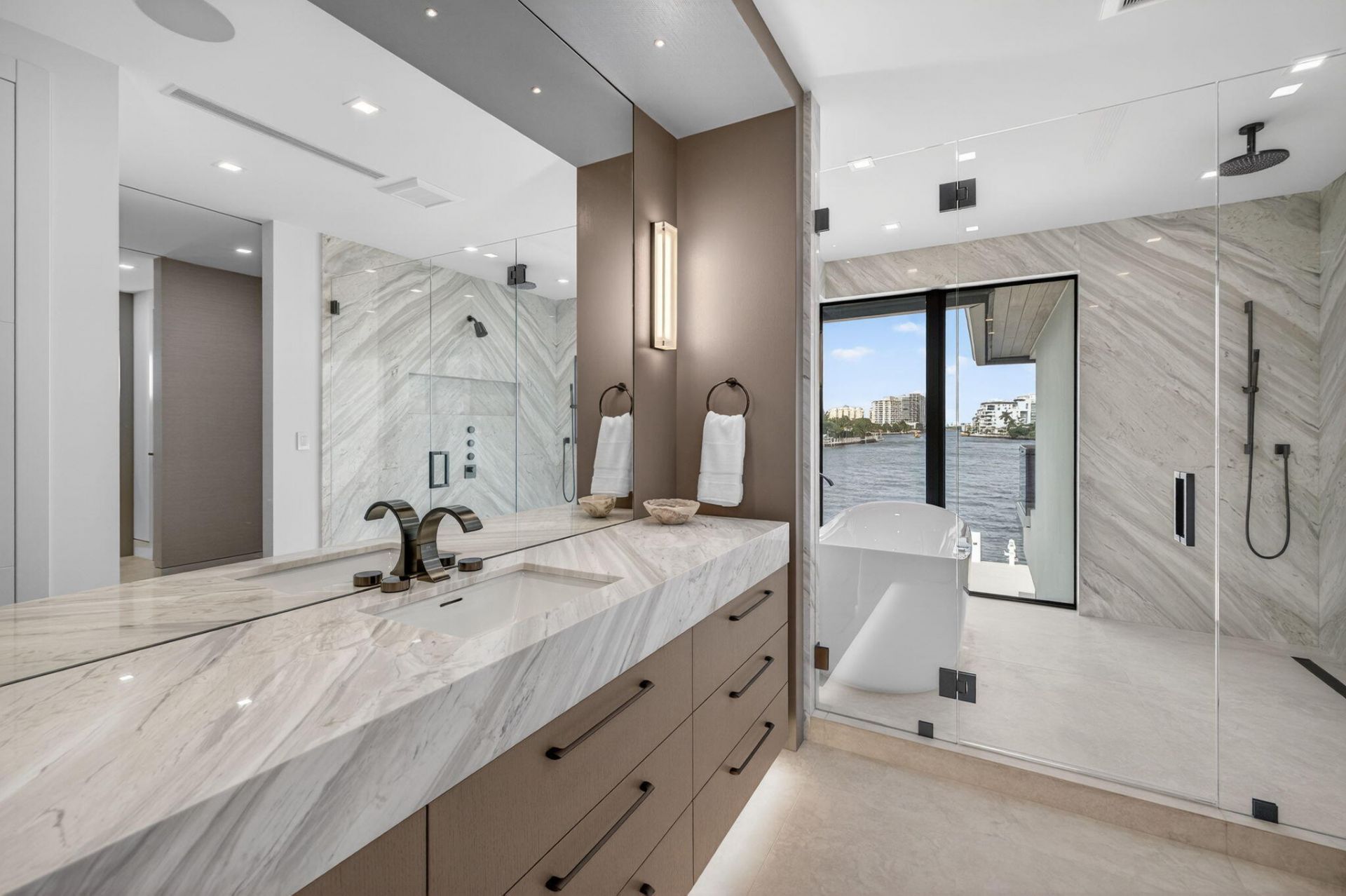 2533 Aqua Vista Boulevard, Fort Lauderdale, FL 33301 Photo