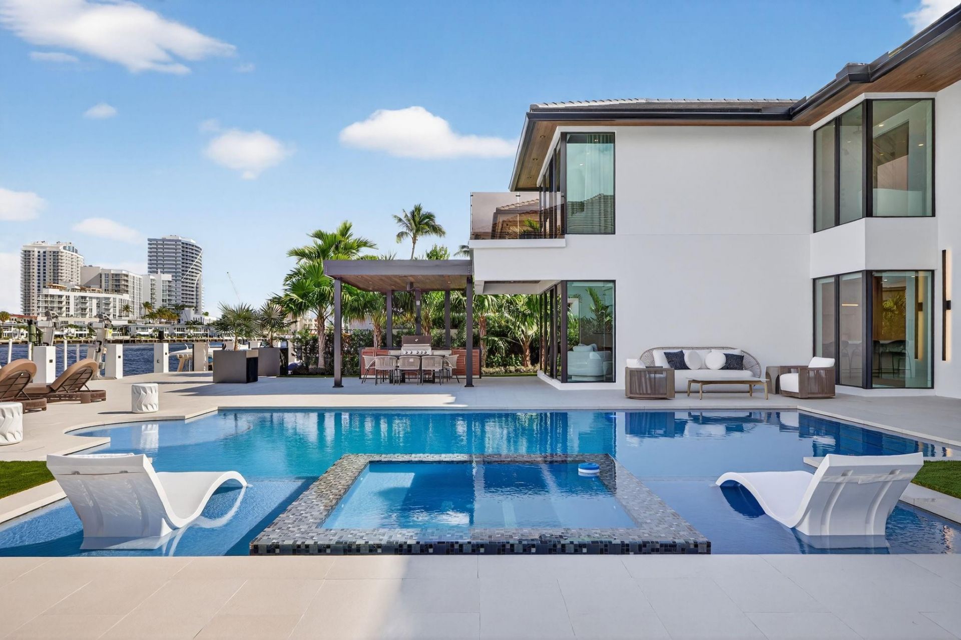 2533 Aqua Vista Blvd, Fort Lauderdale, FL 33301 Photo