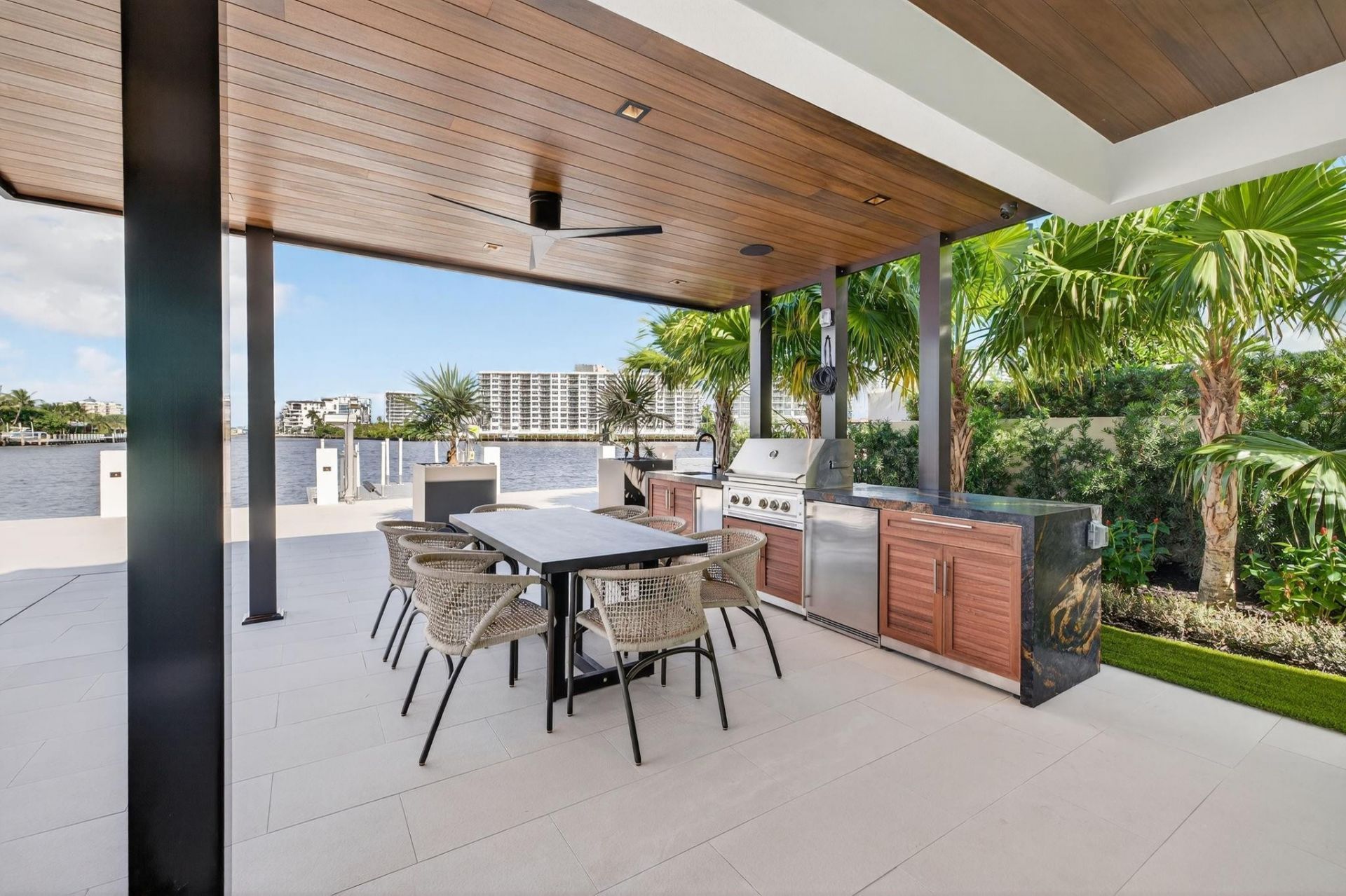 2533 Aqua Vista Blvd, Fort Lauderdale, FL 33301 Photo