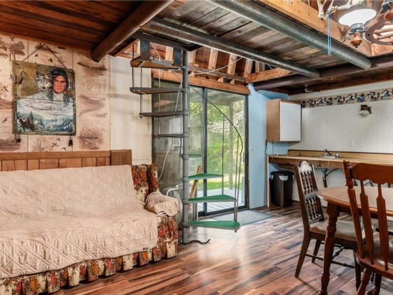 55289 Iowa Road, Cumberland, OH 43732 Photo 17