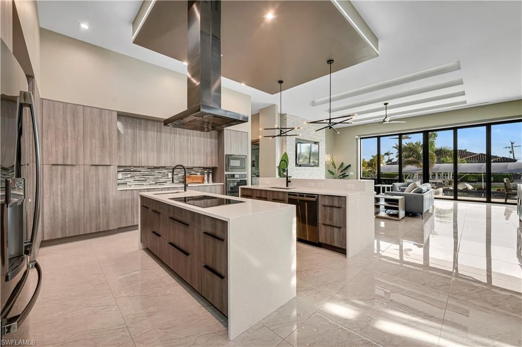 836 Miramar Ct, Cape Coral, FL 33904 Photo