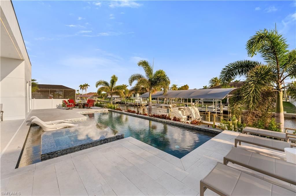 836 Miramar Ct, Cape Coral, FL 33904 Photo