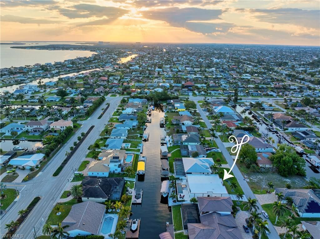 836 Miramar Ct, Cape Coral, FL 33904 Photo