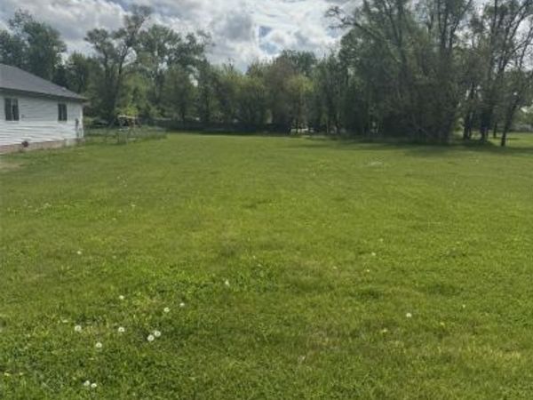 Rompot Street SE, Cedar Rapids, IA 52403