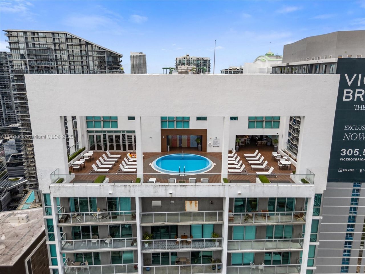 55 SE 6th St, Unit 1908, Miami, FL 33131 Photo