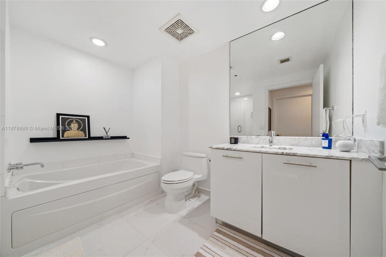 55 SE 6th St, Unit 1908, Miami, FL 33131 Photo