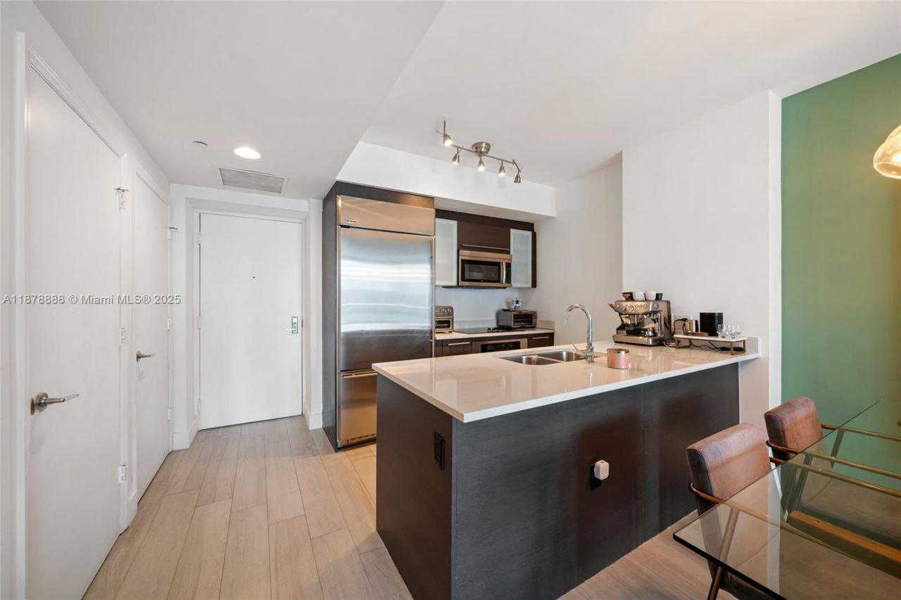 55 SE 6th St, Unit 1908, Miami, FL 33131 Photo