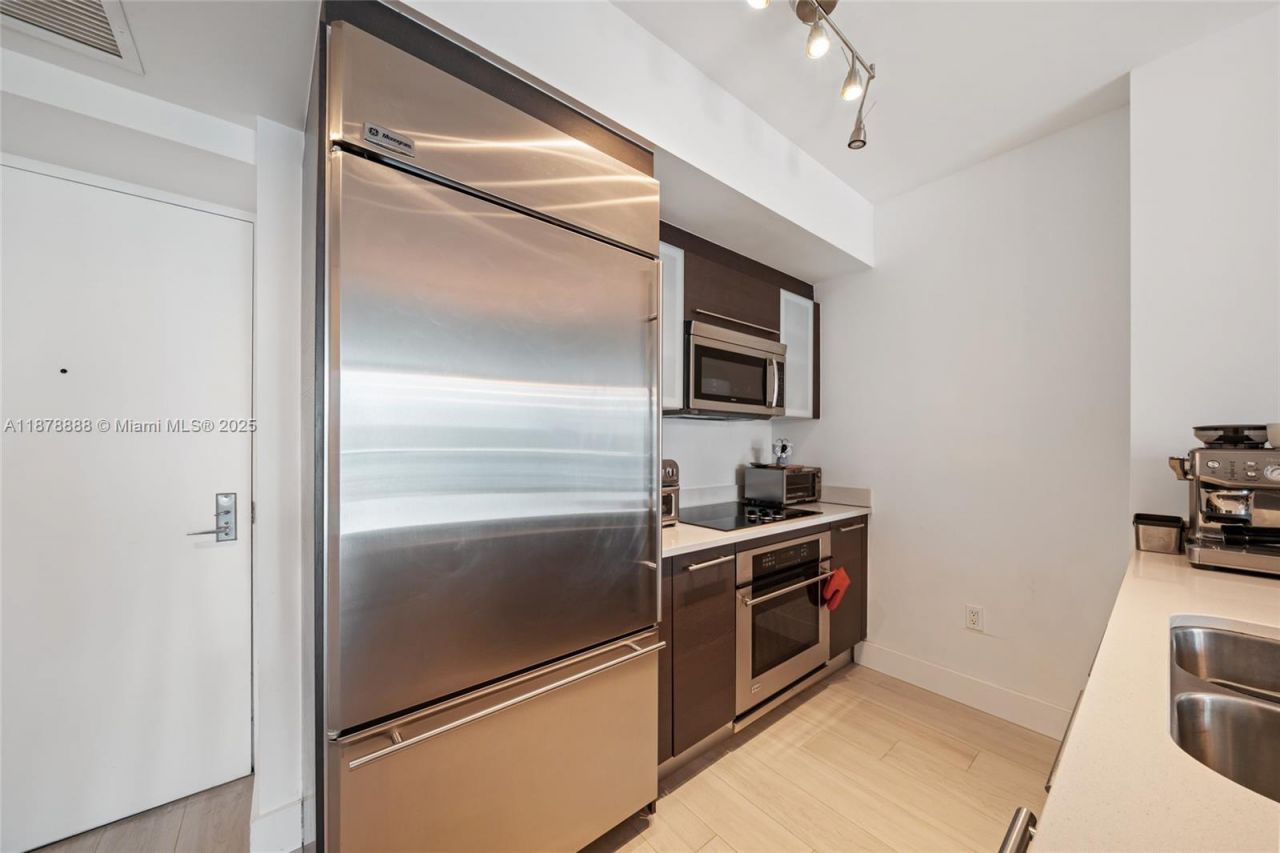 55 SE 6th St, Unit 1908, Miami, FL 33131 Photo