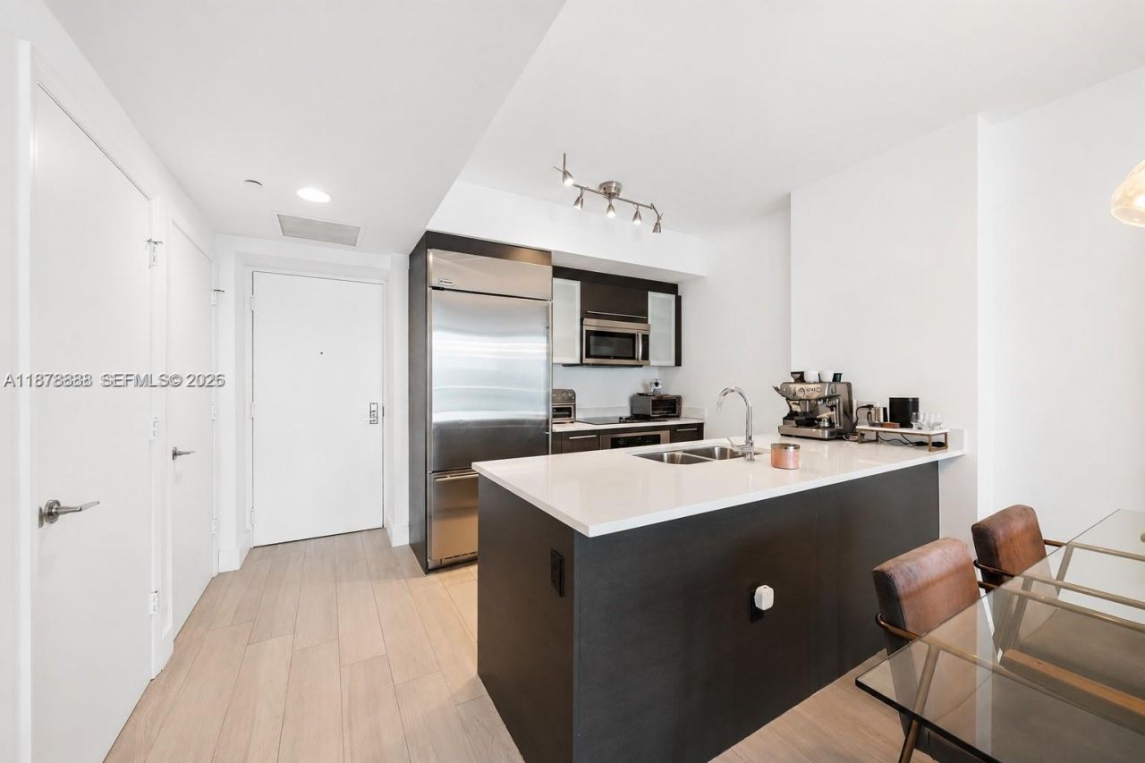 55 SE 6th St, Unit 1908, Miami, FL 33131 Photo