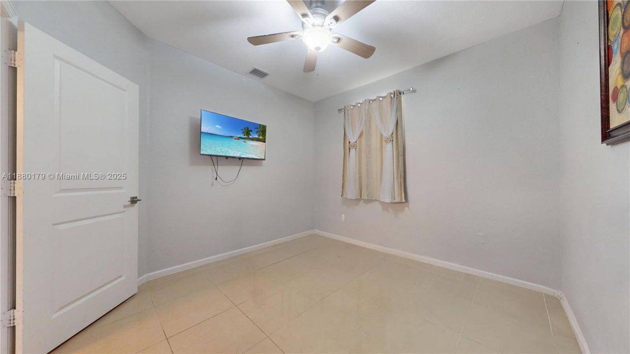 1452 SE 24th Ave, Homestead, FL 33035 Photo