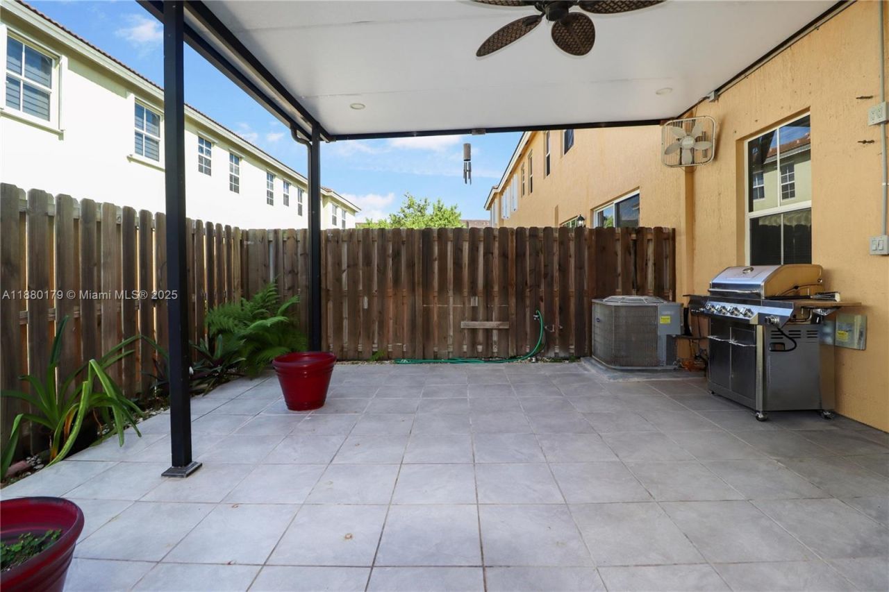 1452 SE 24th Ave, Homestead, FL 33035 Photo