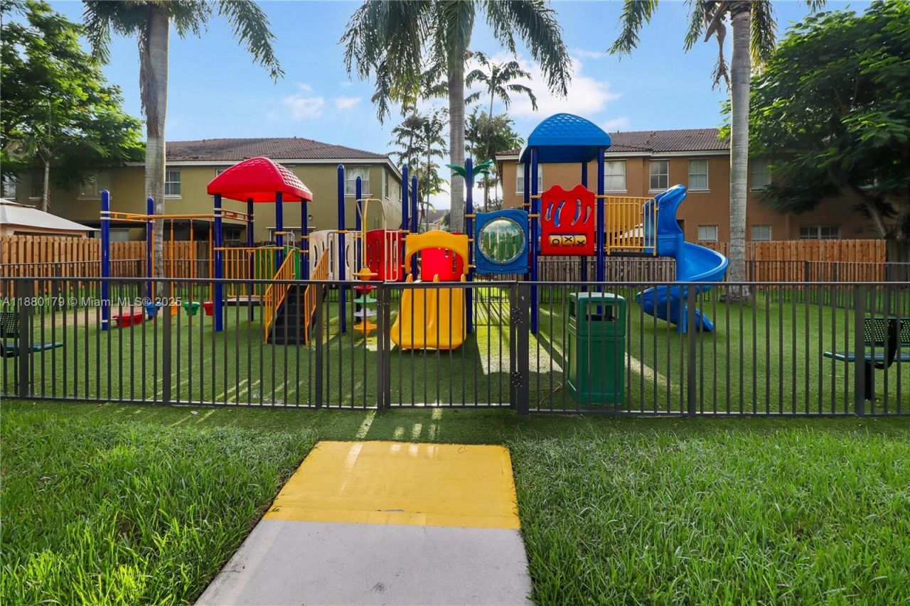 1452 SE 24th Ave, Homestead, FL 33035 Photo