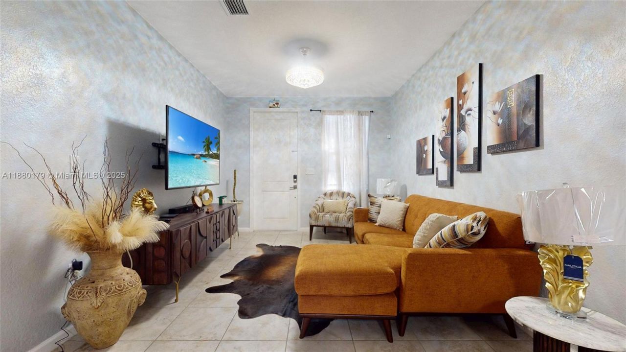 1452 SE 24th Ave, Homestead, FL 33035 Photo