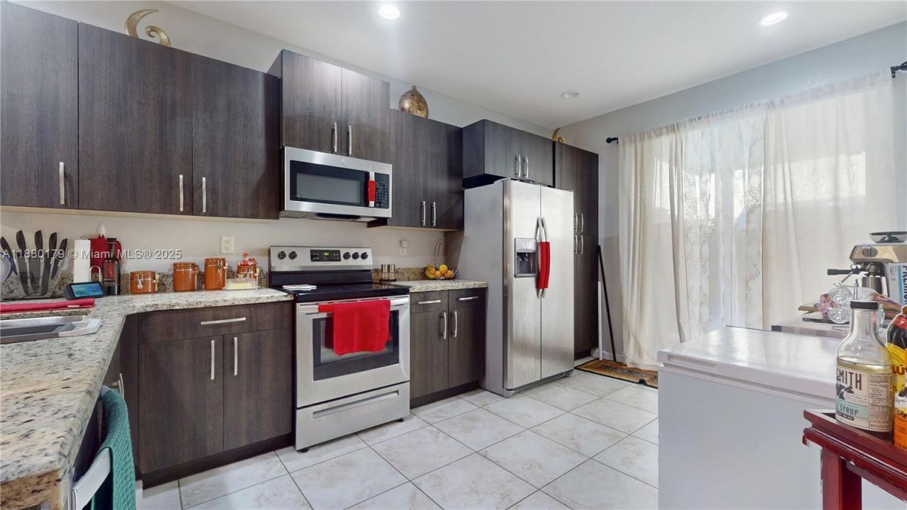 1452 SE 24th Ave, Homestead, FL 33035 Photo