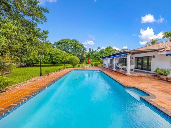 10204 SW 96th Ct, Miami, FL 33176