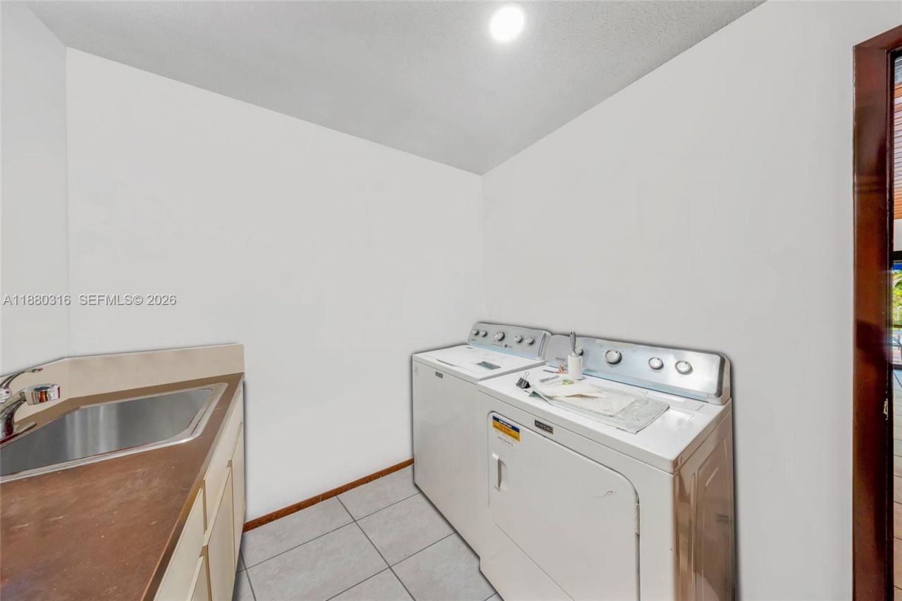 10204 SW 96th Ct, Miami, FL 33176 Photo