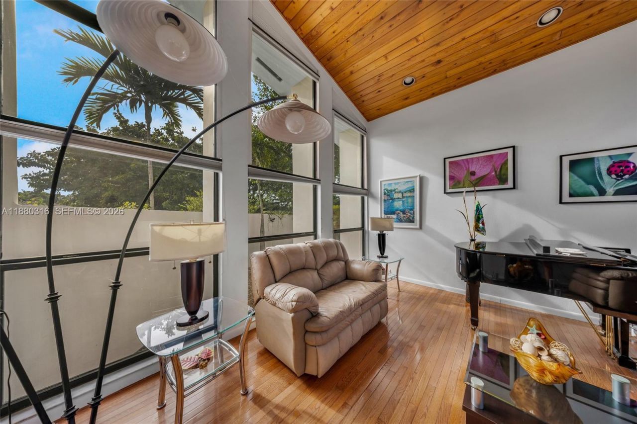 10204 SW 96th Ct, Miami, FL 33176 Photo